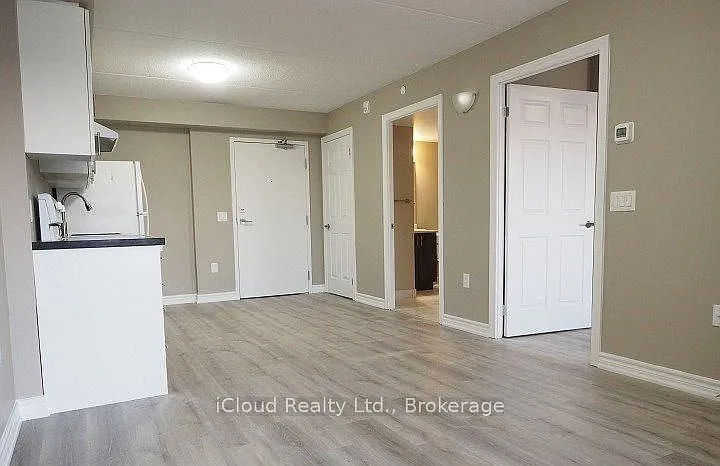 716 Main St E #312 — Photo 3