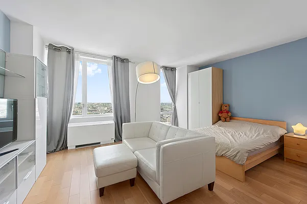 Rented by Corcoran | media 9