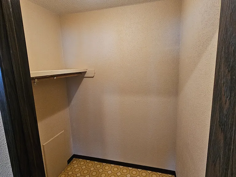 407 S Madison St #4 — Photo 8