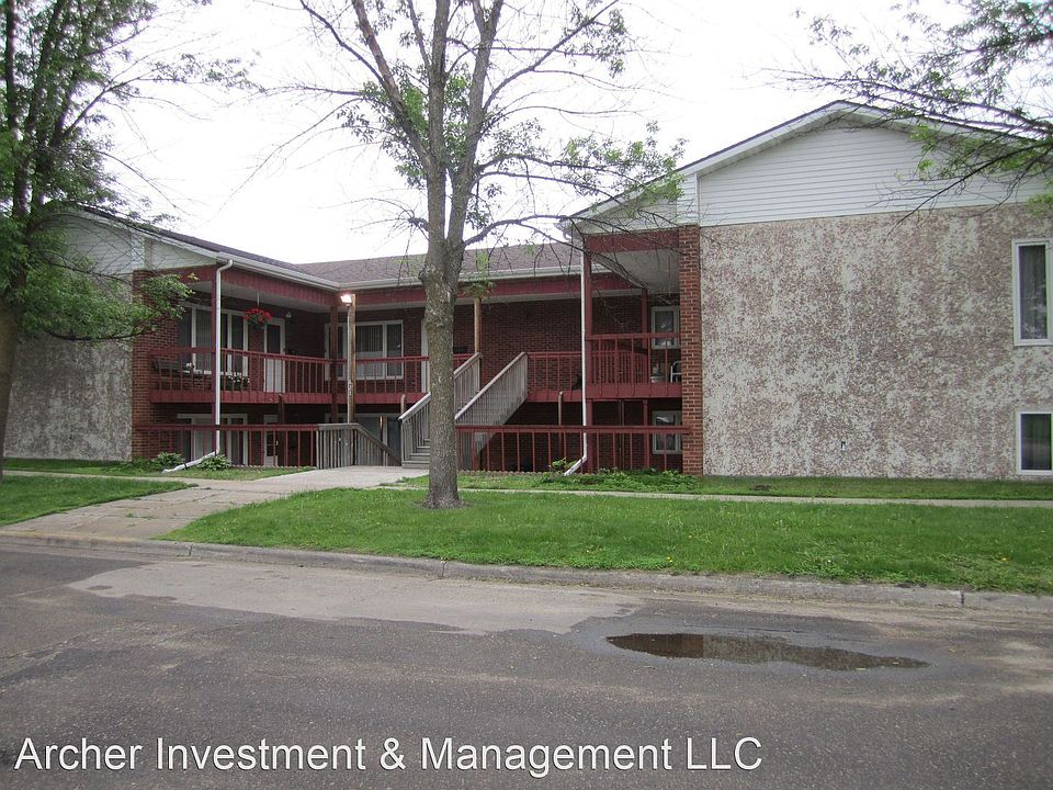 1st image of 621 3rd Ave N APT 4
