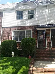 3417 Avenue R in Marine Park