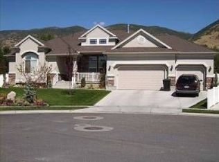 23 S Cara Vella Ln, Centerville, UT 84014
