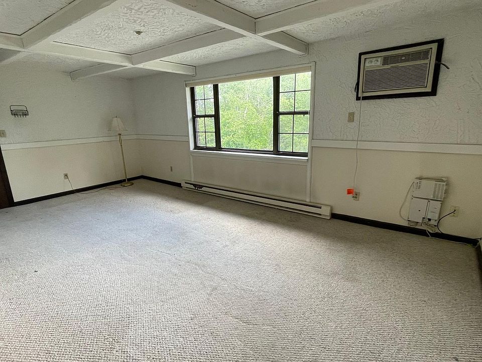1st image of 32 Spencer Rd APT 32M
