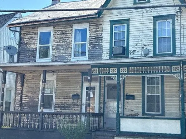 303 S Tulpehocken St, Pine Grove, PA 17963