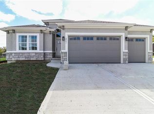 2541 SW Old Port Rd, Lees Summit, MO 64082