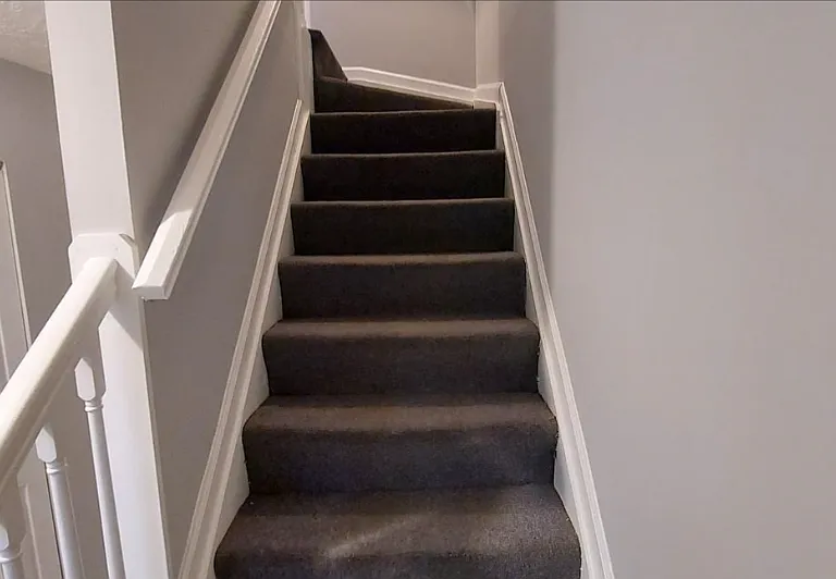 2561 Robinson Pl — Photo 6