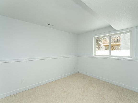 5th image of 3112 Eastwood Rd SE
