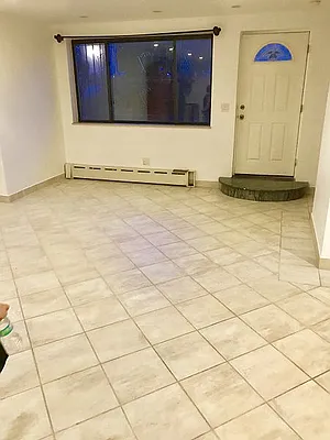 Rented by Voro, LLC | media 34