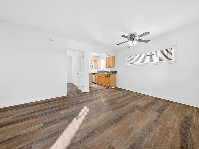 1685-1697 N Summit Avenue 109 #137 — Photo 25