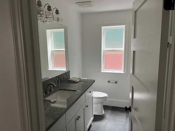3rd image of 2627 G St #B