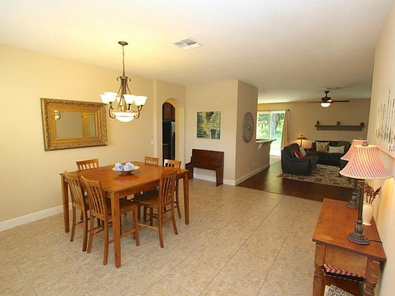 2nd image of 705 Lake Cove Pointe Cir