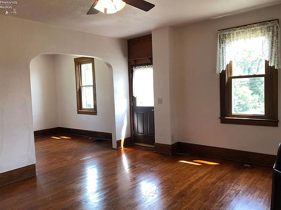 4th image of 440 S Sandusky St