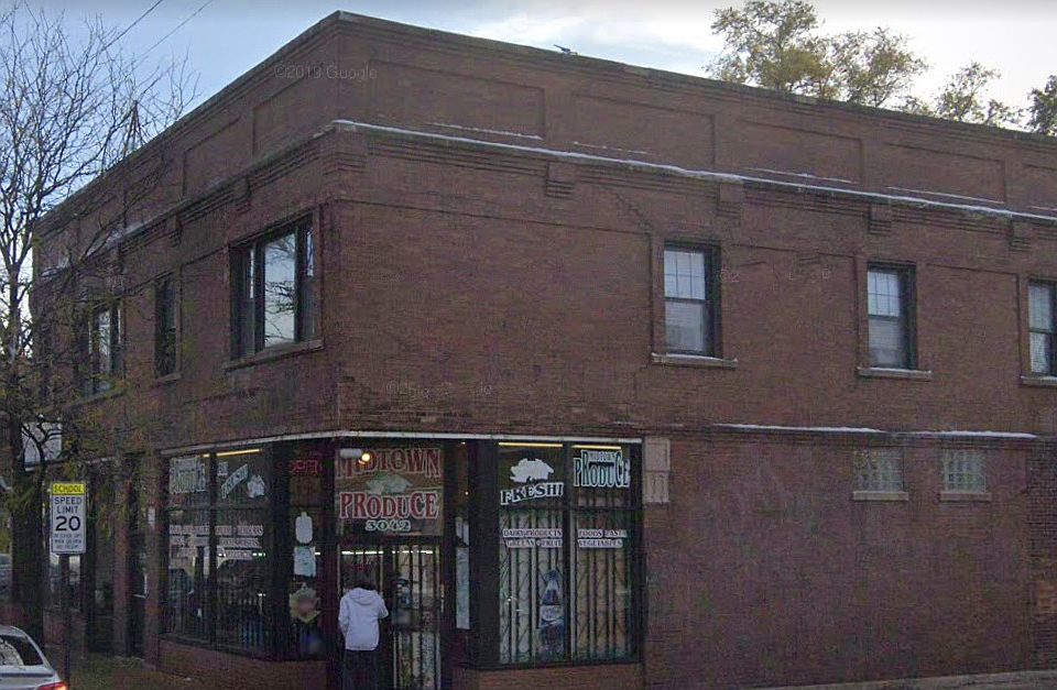 1st image of 3038 N Milwaukee Ave #2