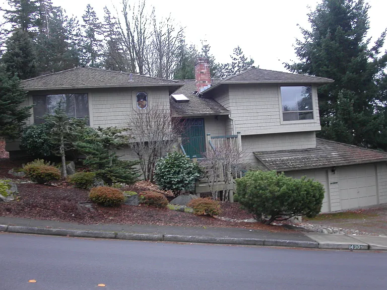 14309 SE 49th St — Photo 2