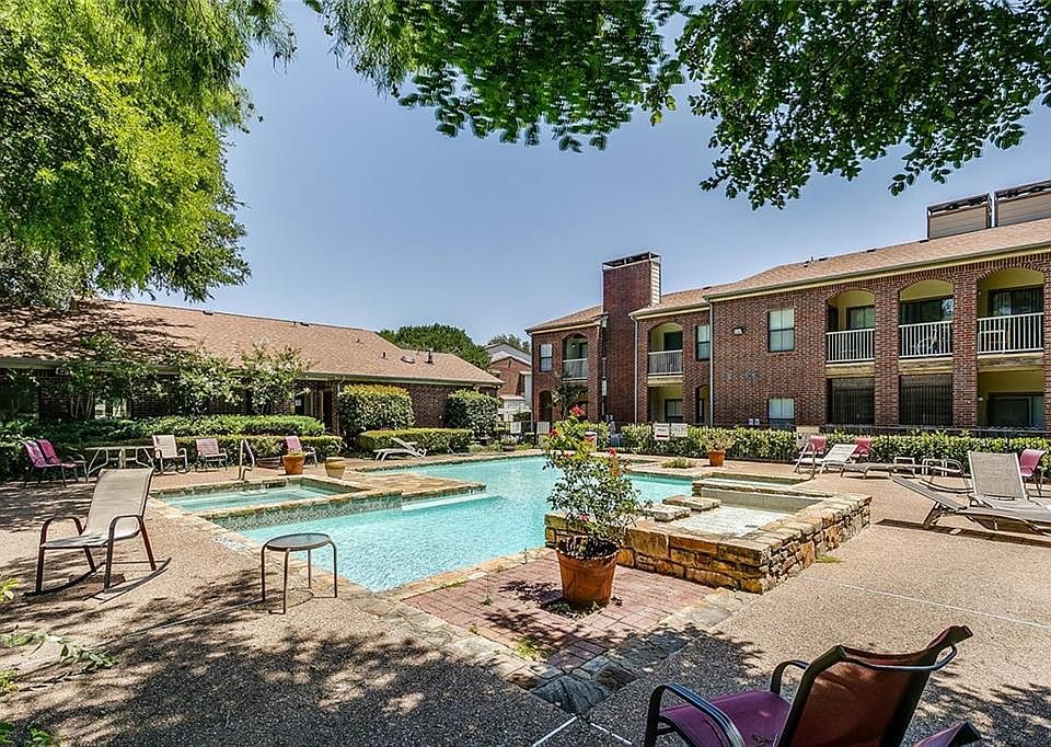1st image of 3201 Donnelly Cir #3