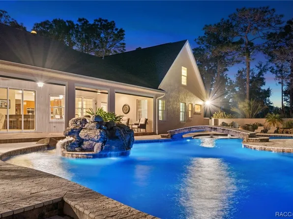 91 S School Ave, Lecanto, FL 34461