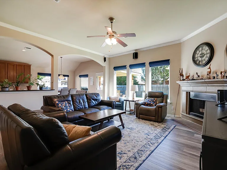 13717 Long Shadow Dr — Photo 8