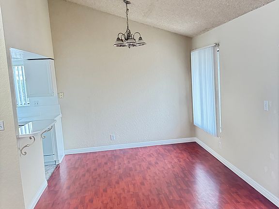 3rd image of 18144 Burbank Blvd APT 209