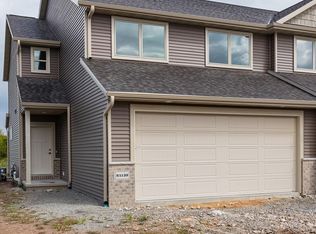 N1139 Craftsmen Ct, Greenville, WI 54942