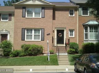 9539 Hunt Square Ct, Springfield, VA 22153