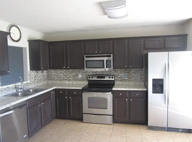 1213 Fox Creek Dr — Photo 5