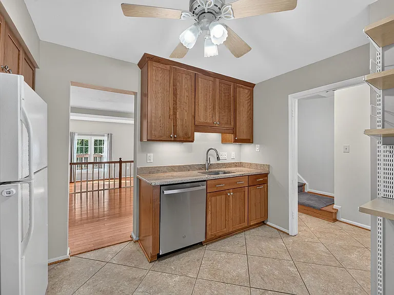 5619 Ridge View Dr #1 — Photo 4