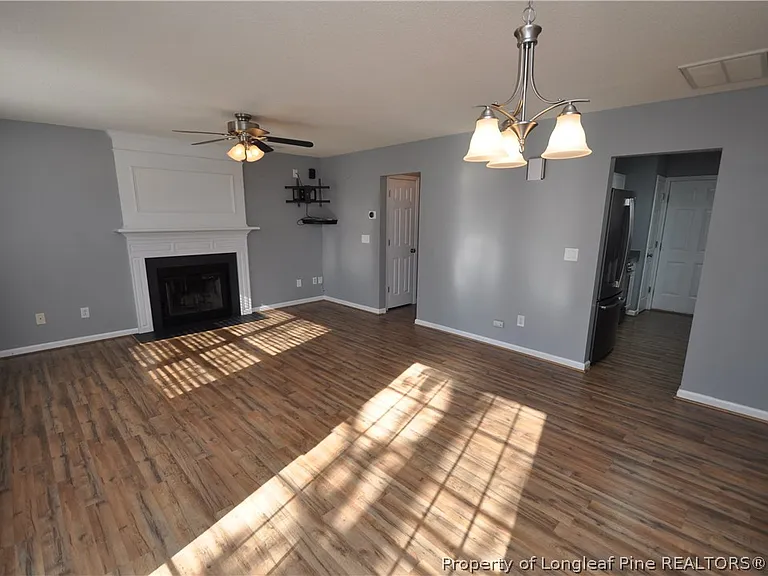202 Thorncrest Dr — Photo 6
