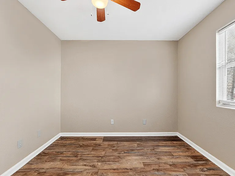 905 Parmer Ave #A — Photo 10