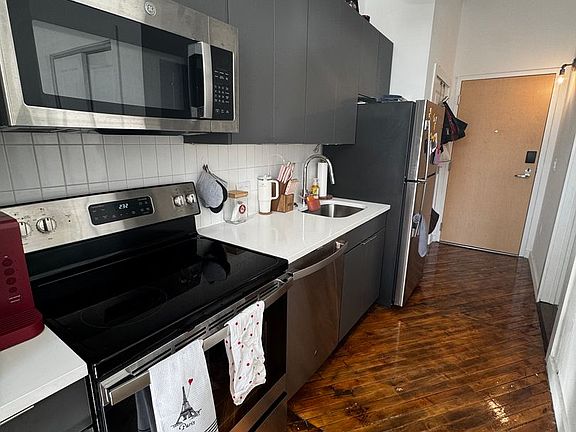 5th image of 500 E Broadway Ave #108