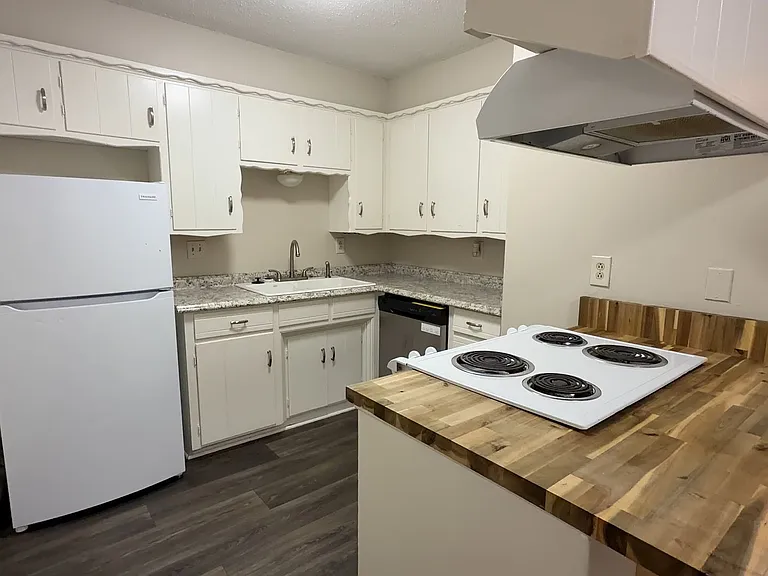 2614 Elwood Dr — Photo 15