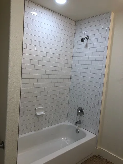 143 Roy Davis - 3C — Photo 3