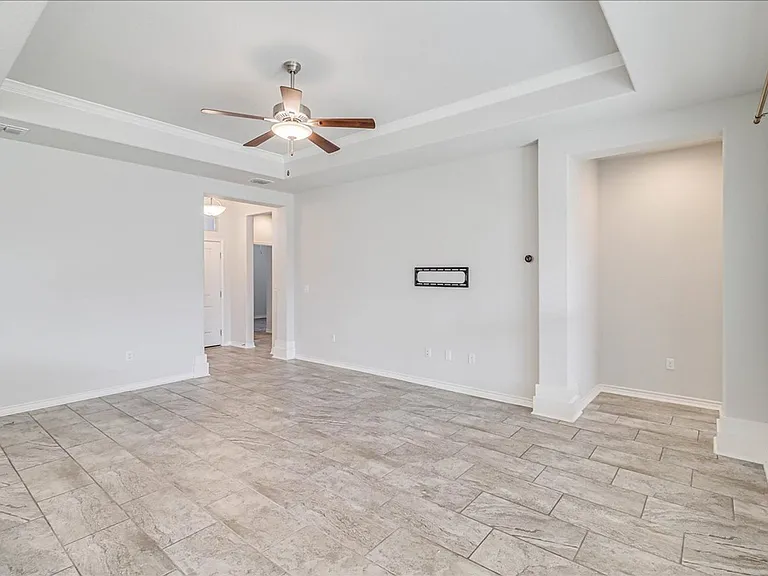 8010 Calma St — Photo 8