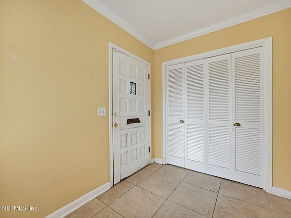 3rd image of 2923 PRINCETON Avenue
