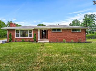 138 W Sunbury Rd, Butler, PA 16001