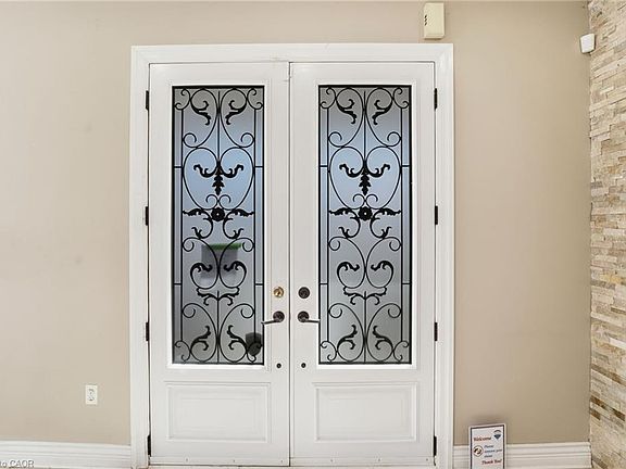 5th image of 3927 Mayla Dr