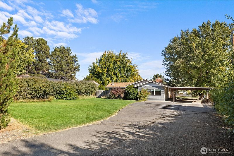 5th image of 1312 N Brick Road