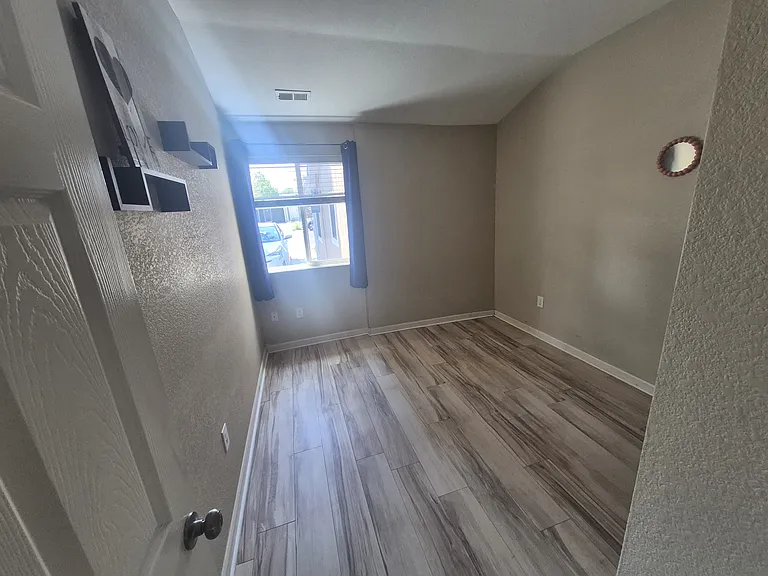 1178 S Quitman St — Photo 17
