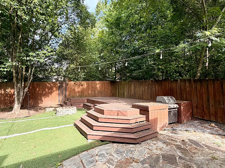 2620 Oleander Dr — Photo 40