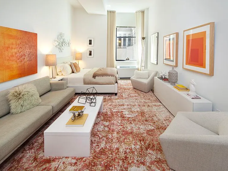 70 Pine St #829 — Photo 1