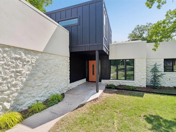 2009 Cedar Ridge Rd, Edmond, OK 73013