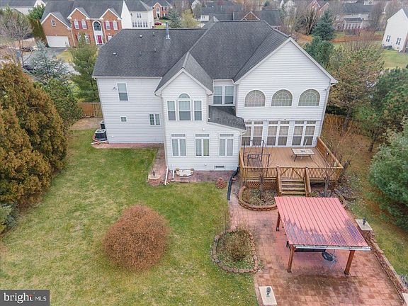 5th image of 13814 Emerson Dr