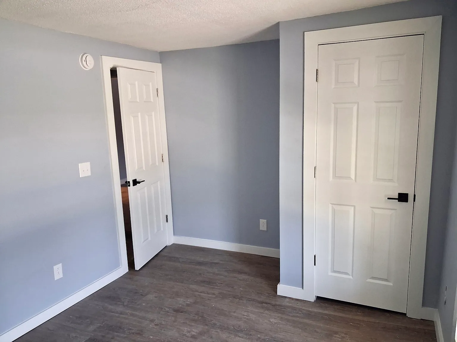 2 bed, 806 sqft, $1,000 — Photo 2