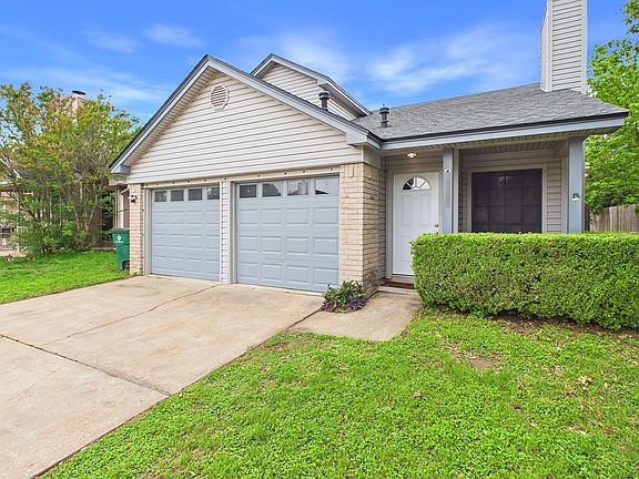 3rd image of 14405 Tiffer Ln