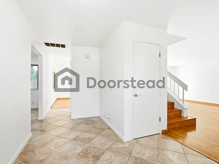 2768 Gamble Ct — Photo 6