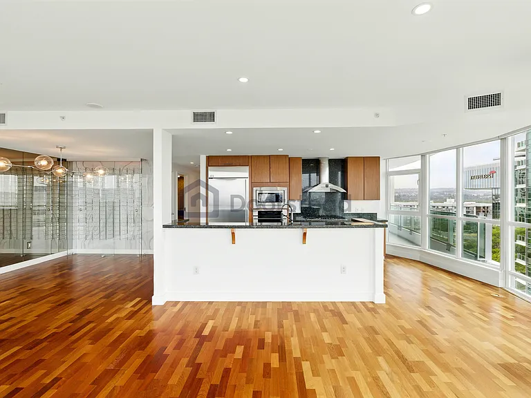 3141 Michelson Dr #1008 — Photo 18