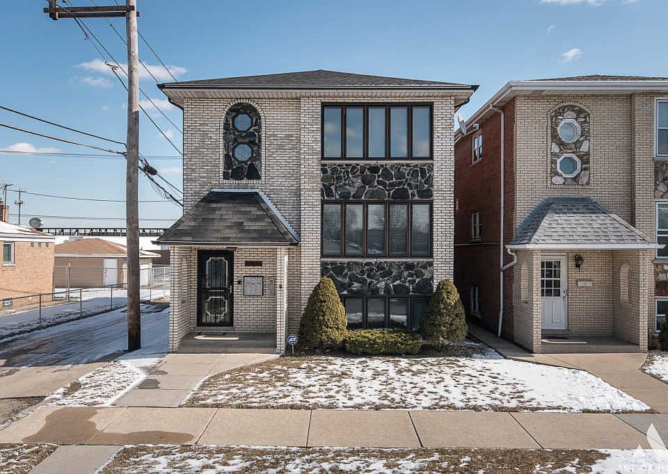 1st image of 5051 S Knox Ave
