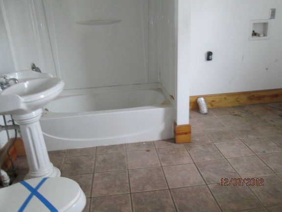 2nd image of 92 Broadway St