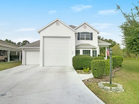 3rd image of 636 Pineridge Ct