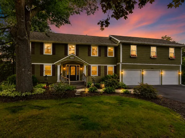 9882 Purgatory Rd, Eden Prairie, MN 55347