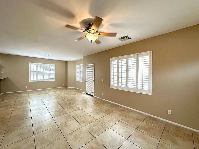5179 Silent Valley Ave — Photo 5